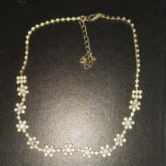 Floral Rhinestone Necklace - Picture 1 of 3